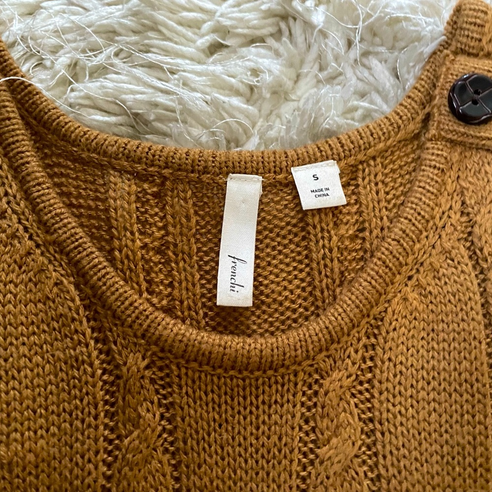 FRENCHI lightweight caramel colored sweater dress in size small